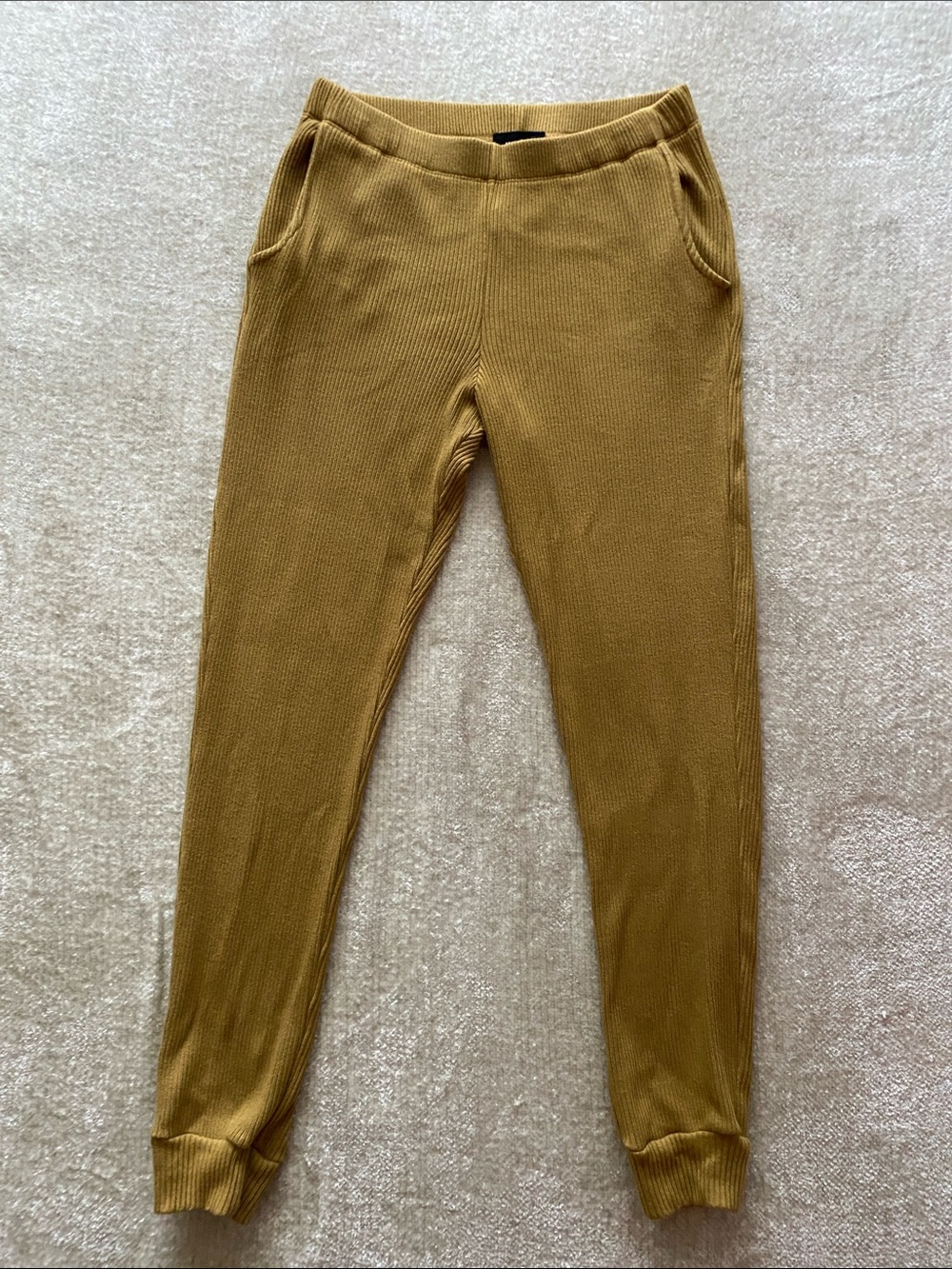 Monrow Women’s Ribbed Size Small Jogger Pants in Mustard
